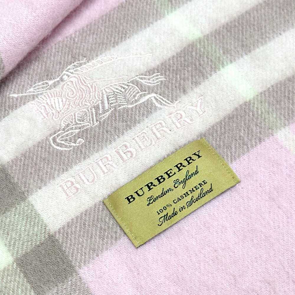 Burberry Shawl - Picture 6 of 7
